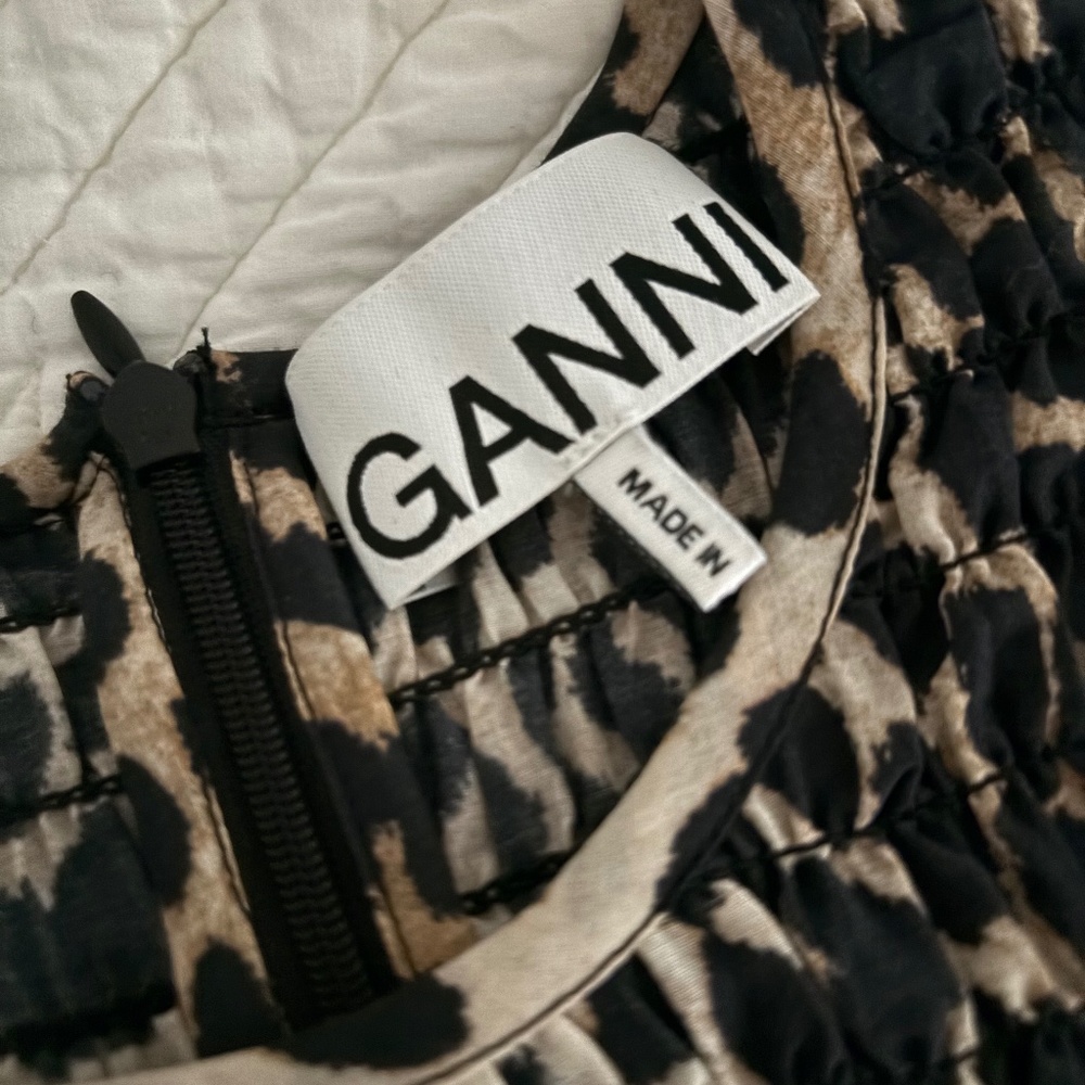 GANNI Animal Print Crew Neck Top size XS/ US 2 - Picture 4 of 9